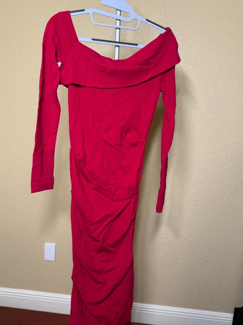 Nicole Miller Collection Red Off Shoulder Ruched Long Sleeve Midi Dress 6